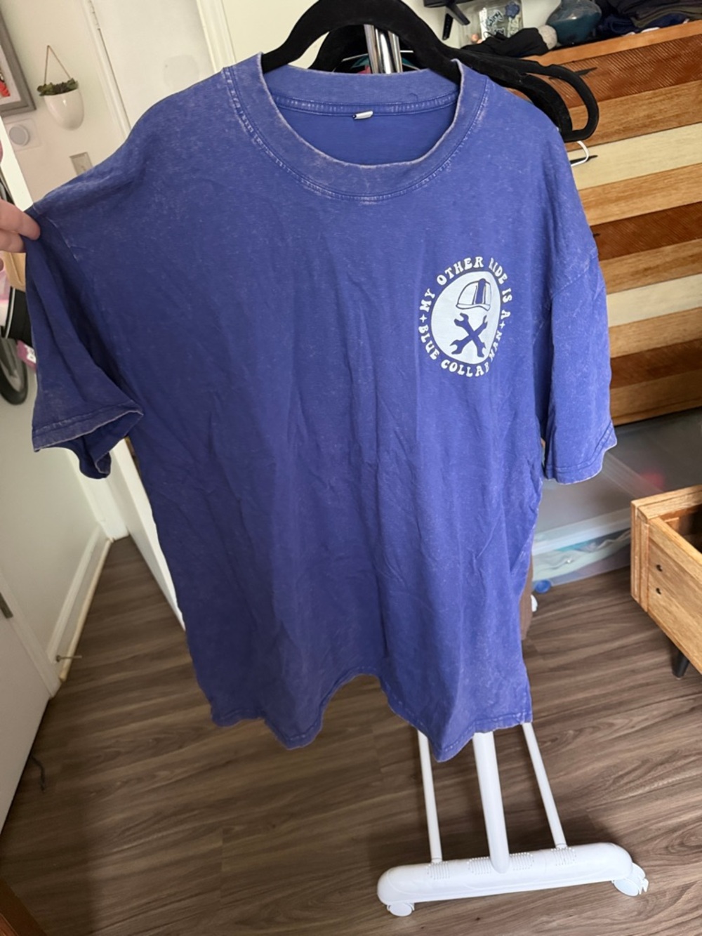 Blue Short Sleeve Graphic Tee - Women's Casual Crewneck